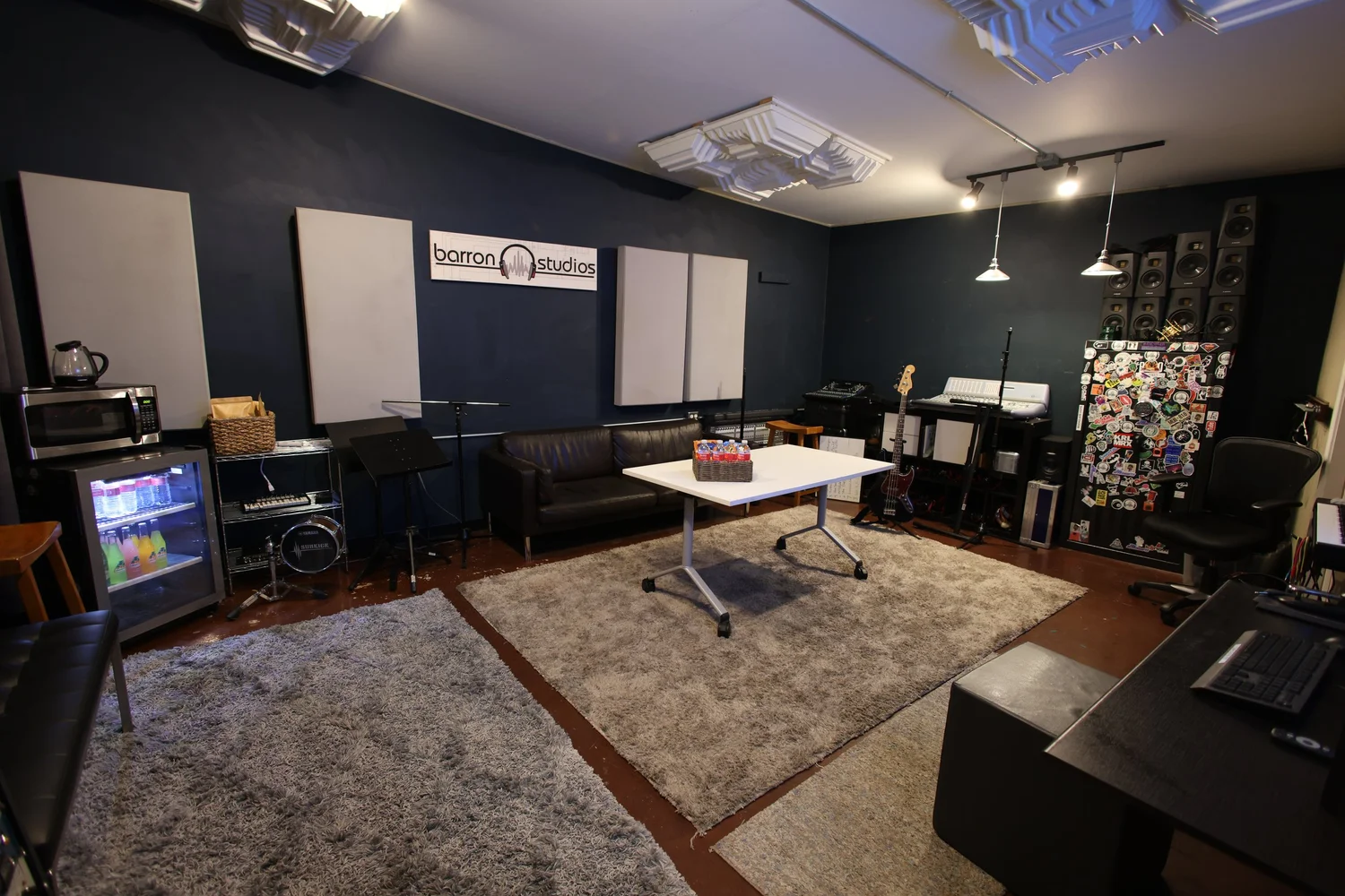 Warehouse Studio Green Room
